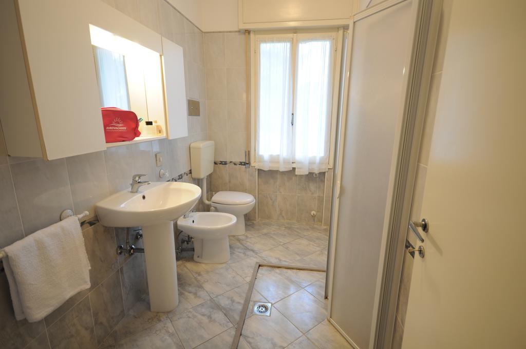 Appartamenti Codan & Fransi Bibione Kamer foto